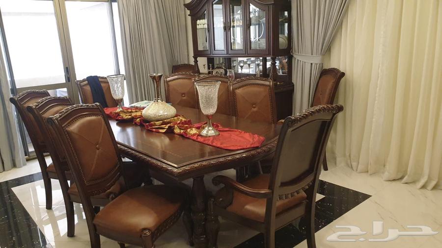 Solid oak dining table with buffet64429170283010113