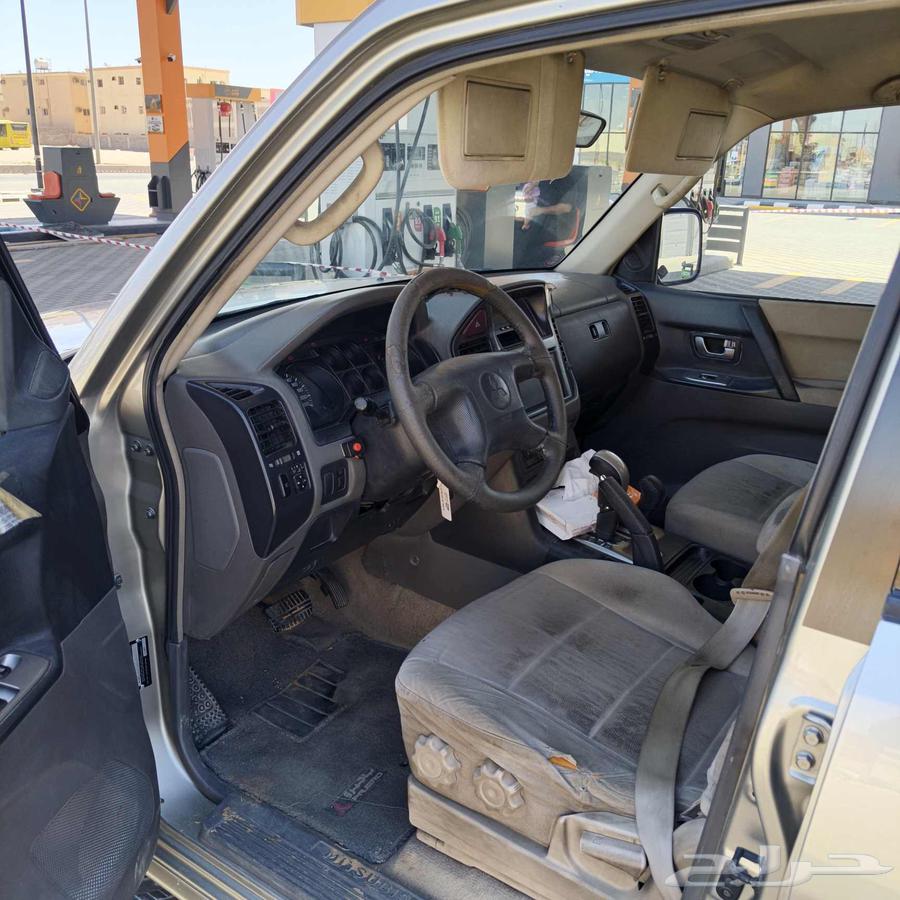 جيب ميتسوبيشي باجيرو للبيع 200364590262767362113