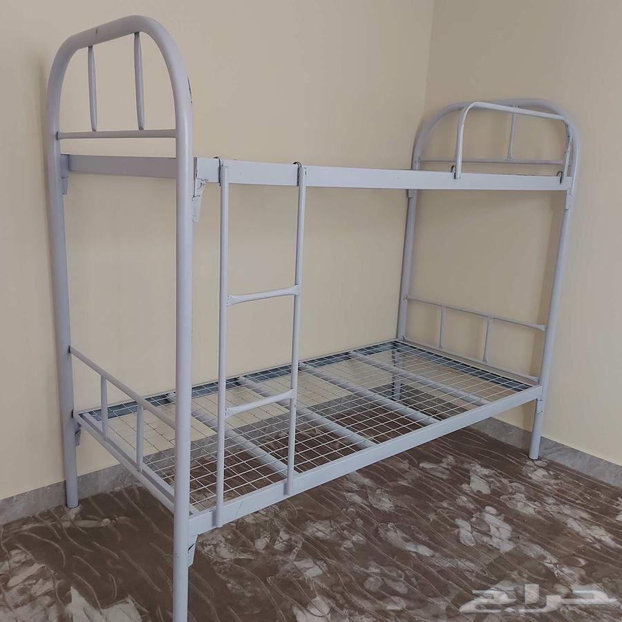 Two-tier iron bed with mattress, blanket, pillow, and sheets new64428228551298111