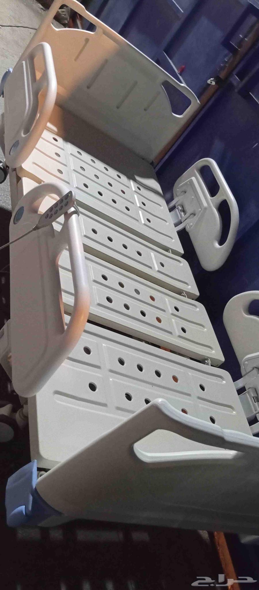 سرير طبي كهربائي فراشه64433107745410111