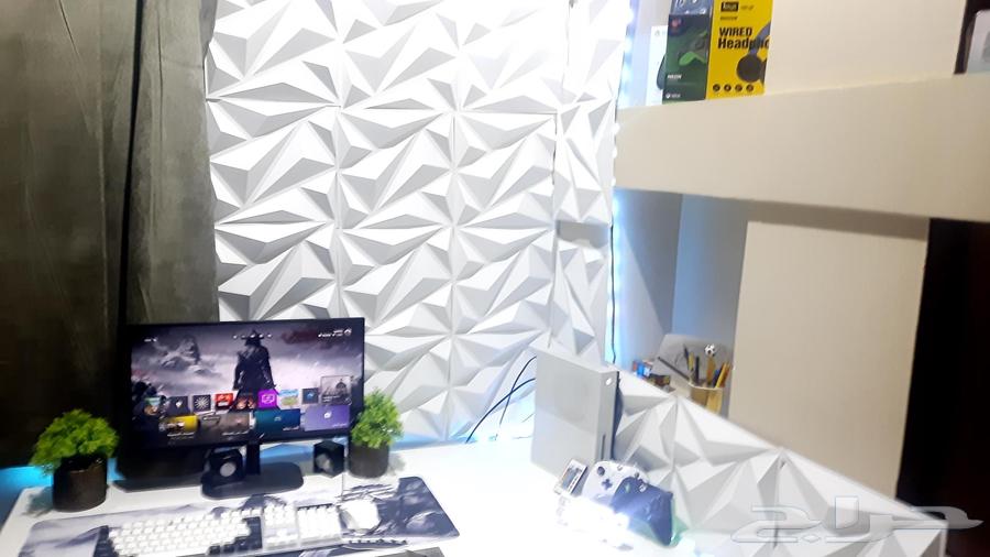 اكس بوكس مع يدتين وشاشه وطاوله للبيع64431992285059110