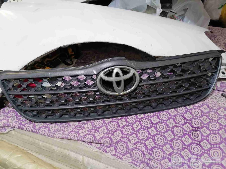 كبوت و رفرف 2شبك شمعتين كورولا من 2001 الي 2004 اللون64587851584385110