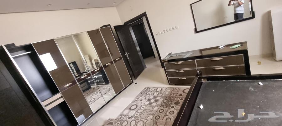 غرفة نوم مستخدمة حسب الصور بدون مرتبه64429156843009112