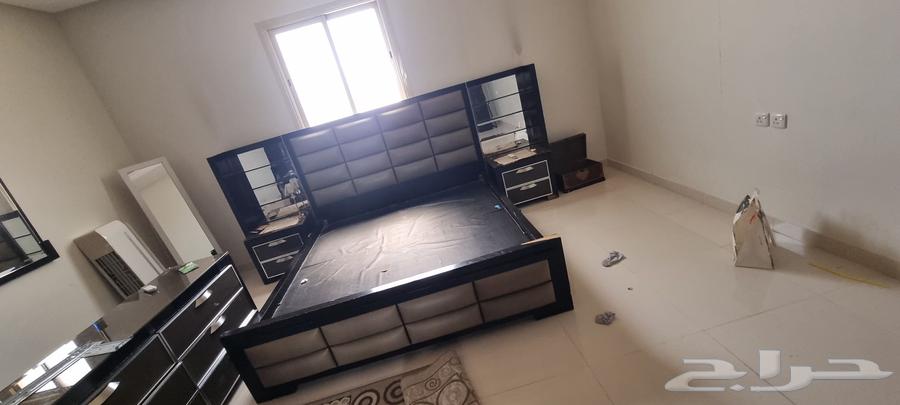 غرفة نوم مستخدمة حسب الصور بدون مرتبه64429156843009113