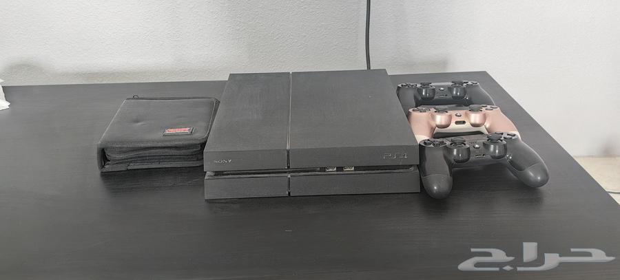 بلاستيشن 4 ون تيرا نظيف وشبه جديد مع ملحقاته64429478450050110