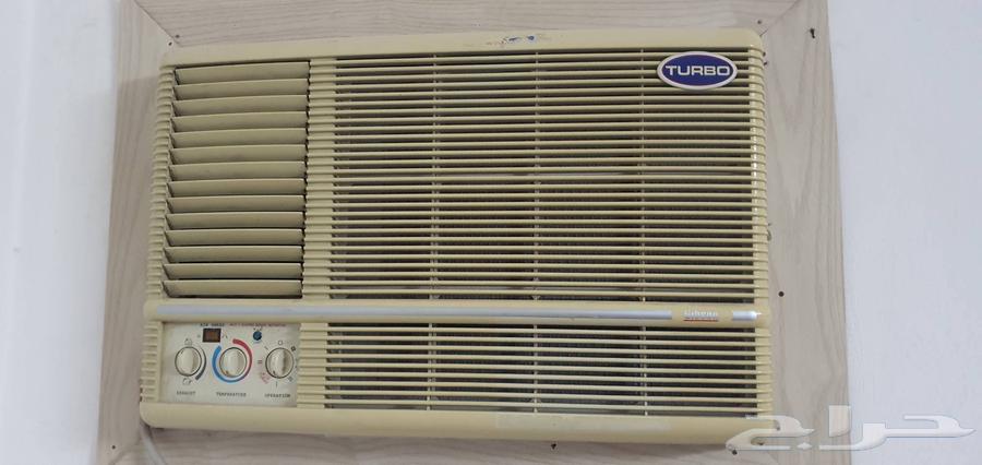 3 window air conditioners refrigerator 2 Gibson board and 1 LG selling 3 for 200064433337054595110