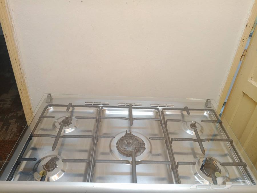 متوفر للبيع بوتجاز 5عيون نضيف فقط ناقصه عين واحده موموجوده64429762316162110