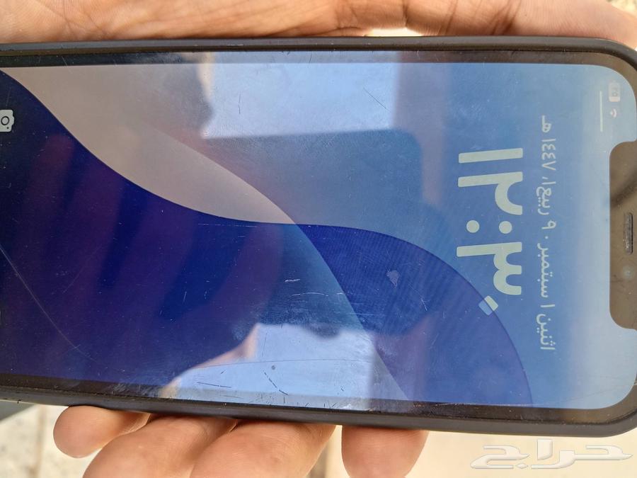 ايفون 12 نظيف البيع مستعجل64426711849217110