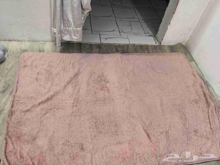 بساطين لون وردي64432196846211110
