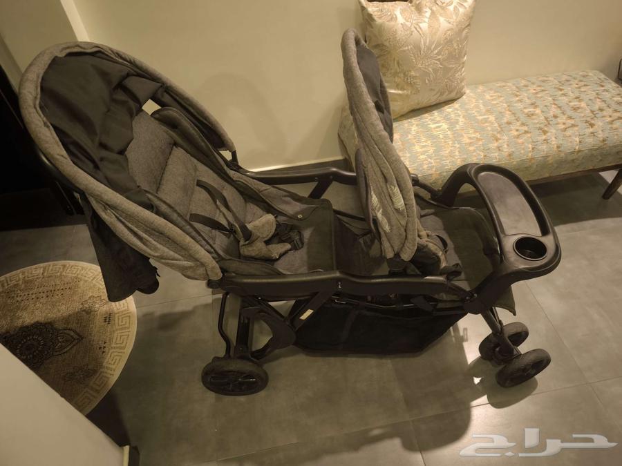 Excellent condition twin baby stroller used less than a year64432291636611114