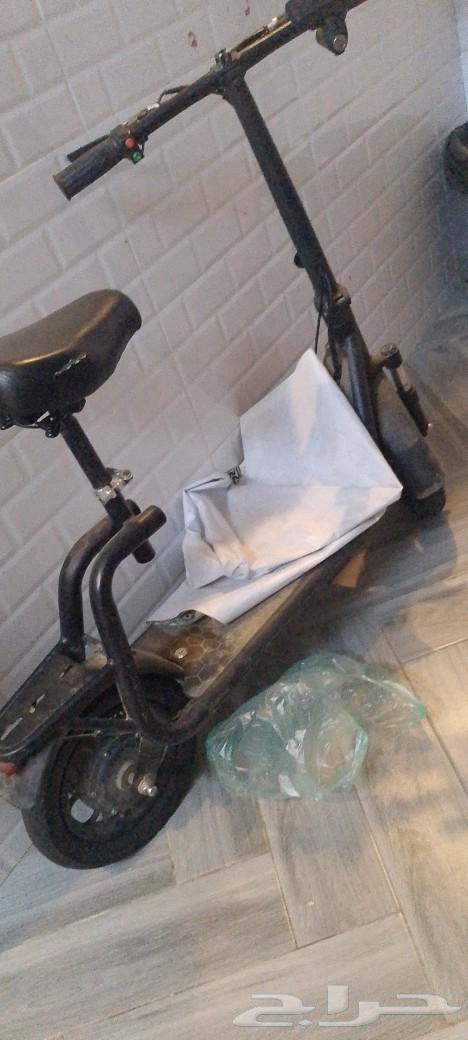 اسكوتر الكفر مبكوق بس ولا كن مدرب64432305298819110