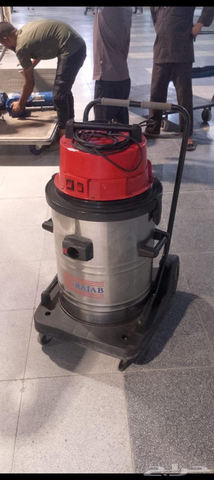 (تم البيع )مكنسه كهربائيه مغسلة سيارات شفط محركين ايطاليه64426470023937110