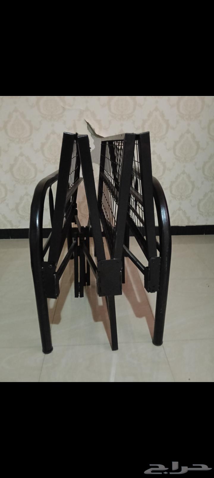 سرير قابل للطي و لباد و اسفنج foldable bed64427717663618113