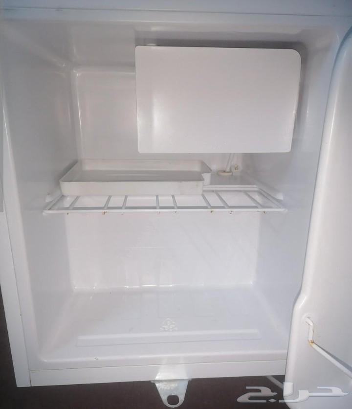 Refrigerator and washing machine used for less than a month64427223503875113