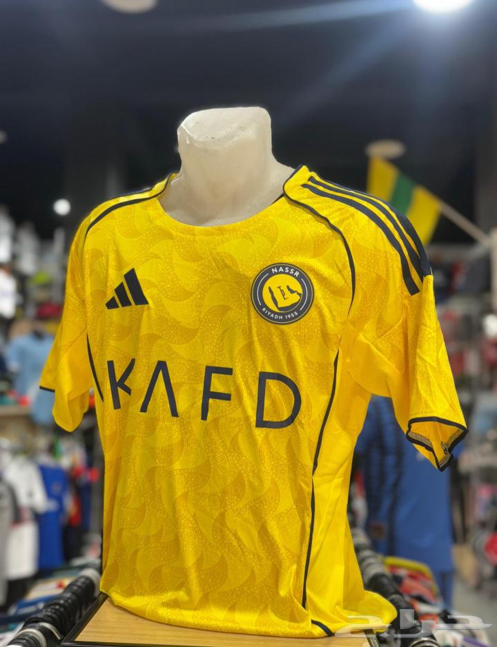 طقم نادي النصر خامه قماش ممتاز وطباعه اسم حسب طلب64433444843011111