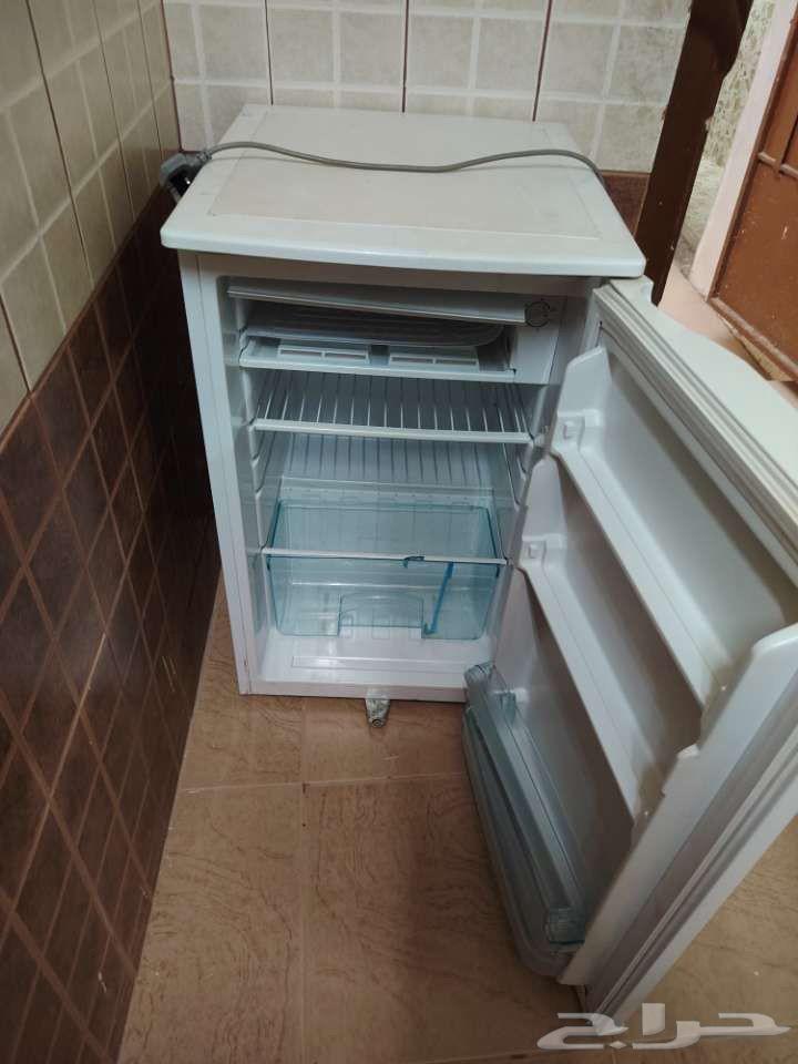 ثلاجة صغيرة نظيفه للبيع64433526097410112
