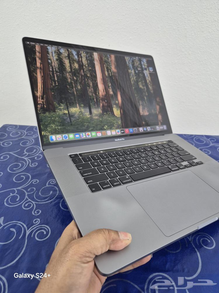 Apple MacBook Pro A1990 (15 ) Core i9 Hexa Core 2.9 GHz64428833857282110