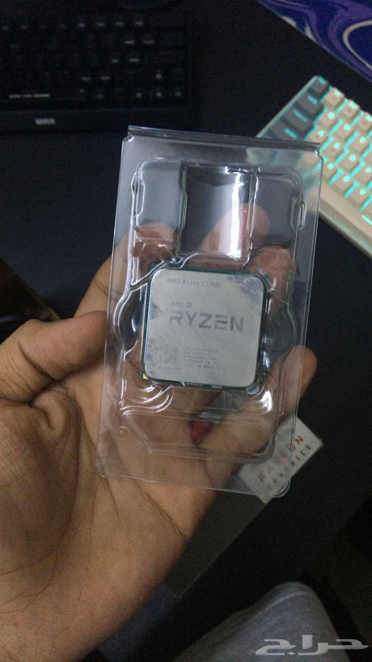 للبيع معالج Ruzen 3200g مع مبرد هوائي وا رامات كورسير 16gb64428914982658110