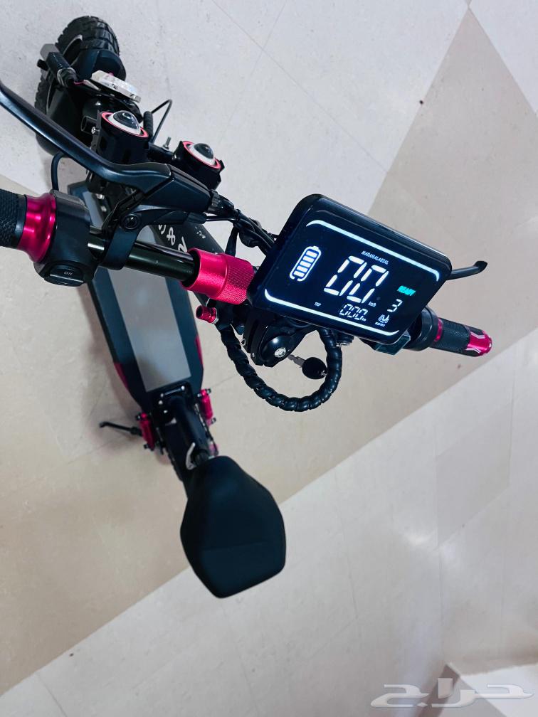 للبيع اسكوتر كهربائي64430327257986111