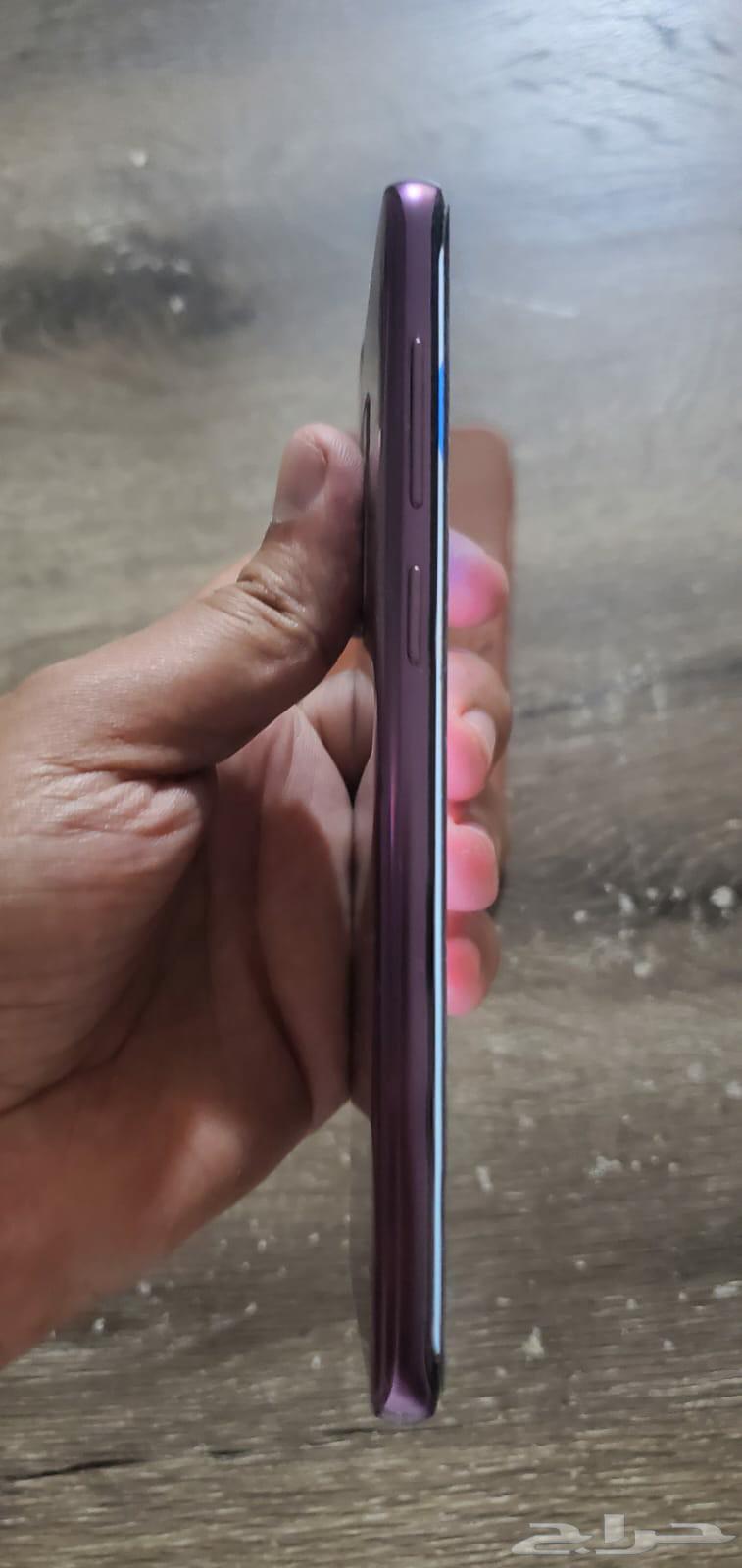 جوال جلاكسي S9 نظيف جدا شبه جديد ولم يستخدم كثير64426604760194112