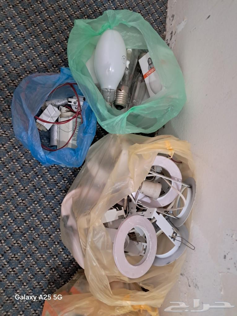 Electrical panel, lights for storefronts with bases and transistors64431800769153111