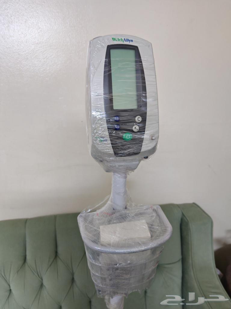 جهاز قياس ومراقبة العمليات الحيوية welchallyn vital signs64431345330819110