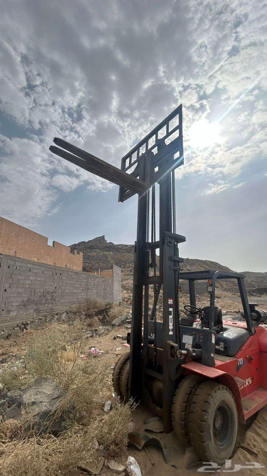 فور كلفت للايجار الشهري وليومي64591598469890112