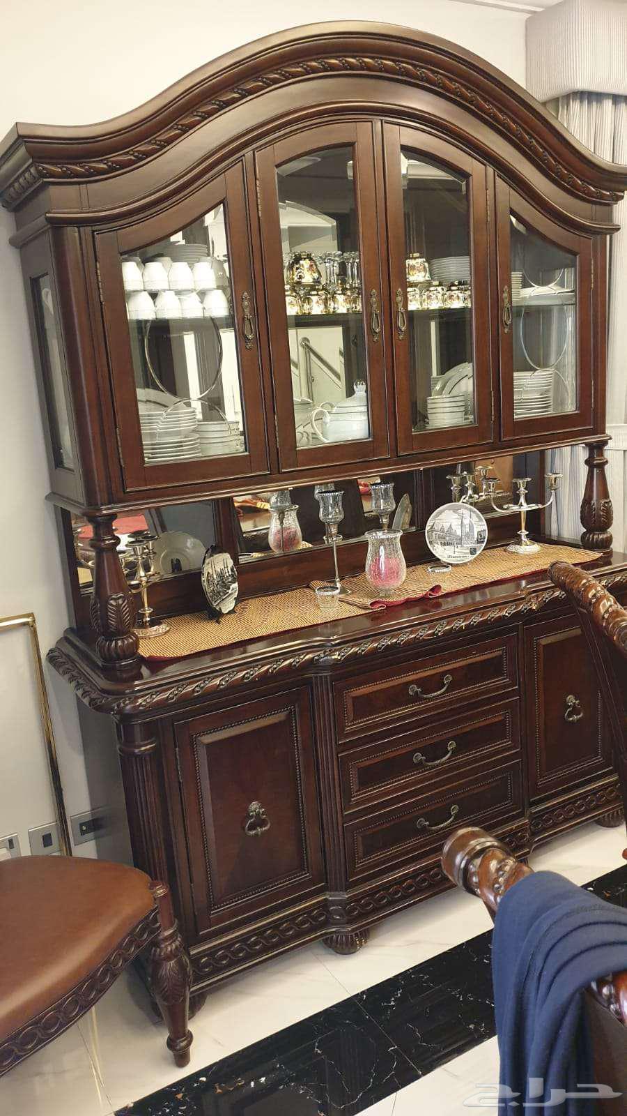 Solid oak dining table with buffet64429170283010112