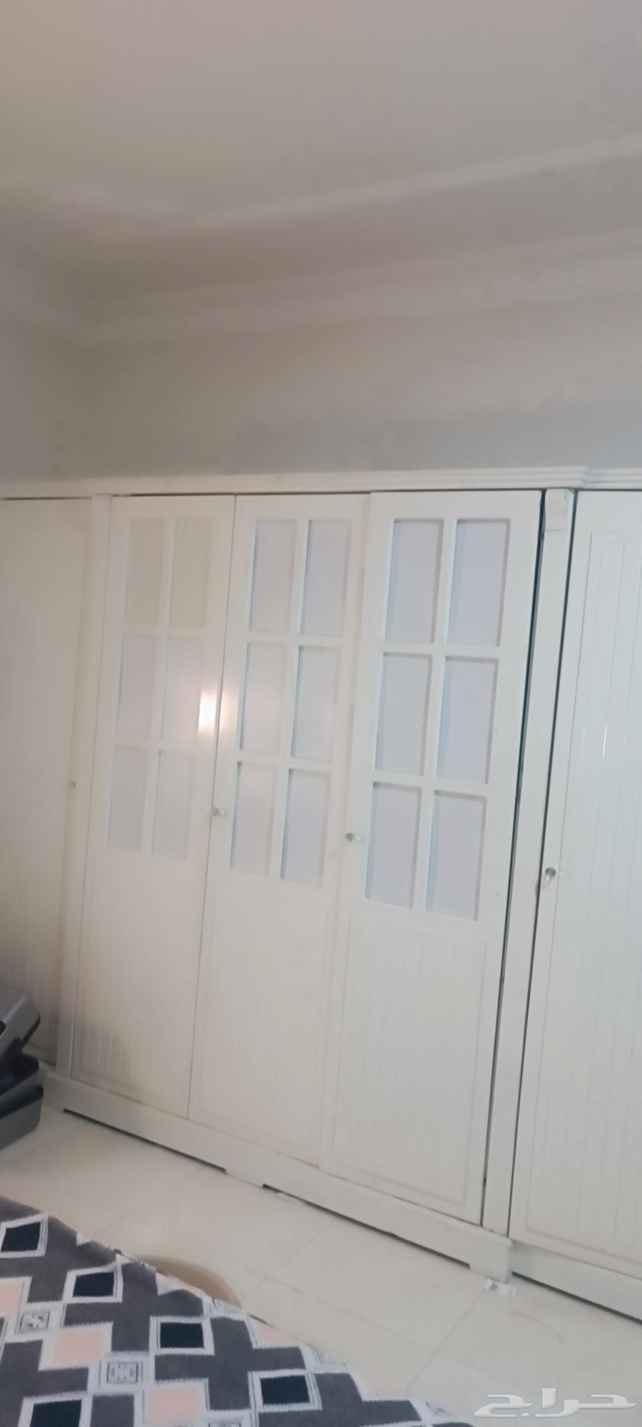 Large bedroom set, used but in new condition64426294965121110