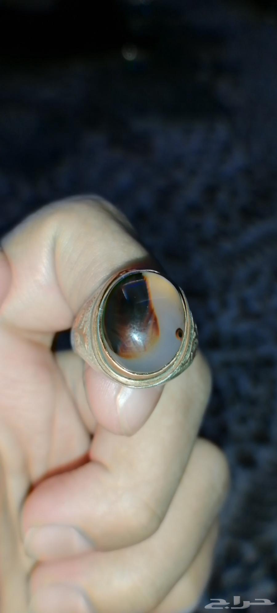 خاتم فضة عيار 950 قديم عمره 70الى 80 سنة تراثي64431480736641112