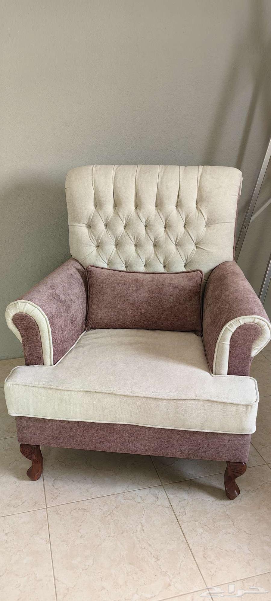 Clean upholstered sofa, never used after upholstery64433323606531112