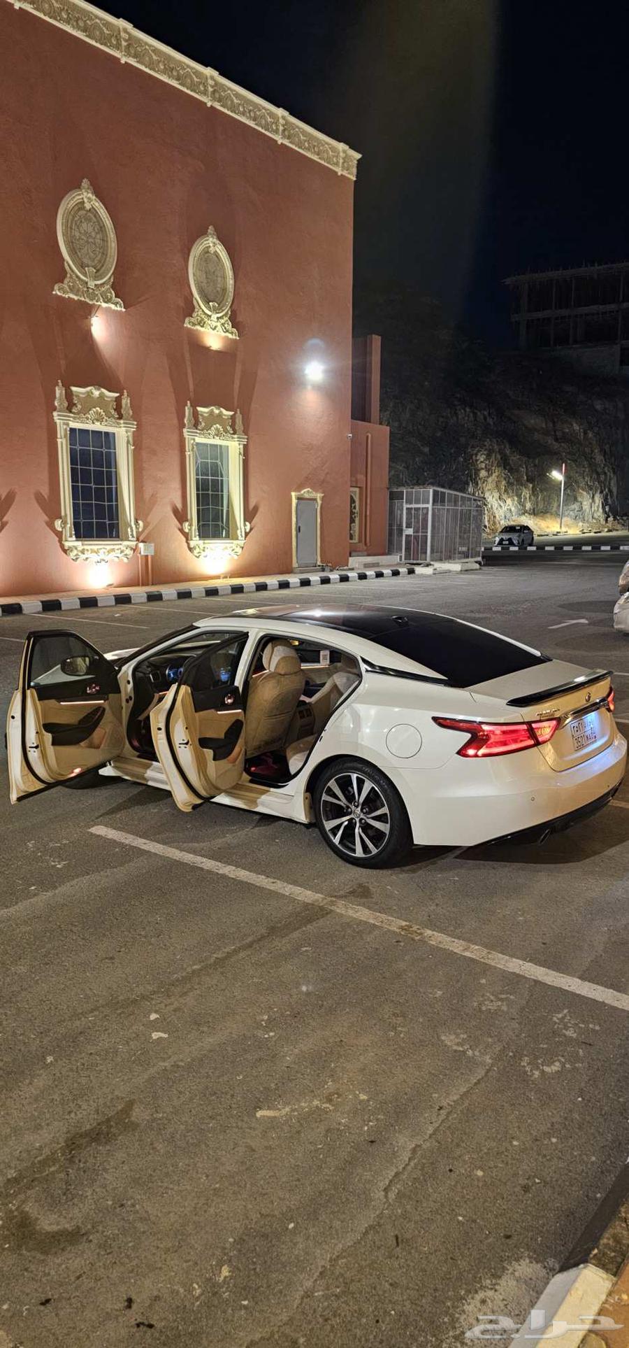 2017 Maxima Full Body Local Agency64592552873345114