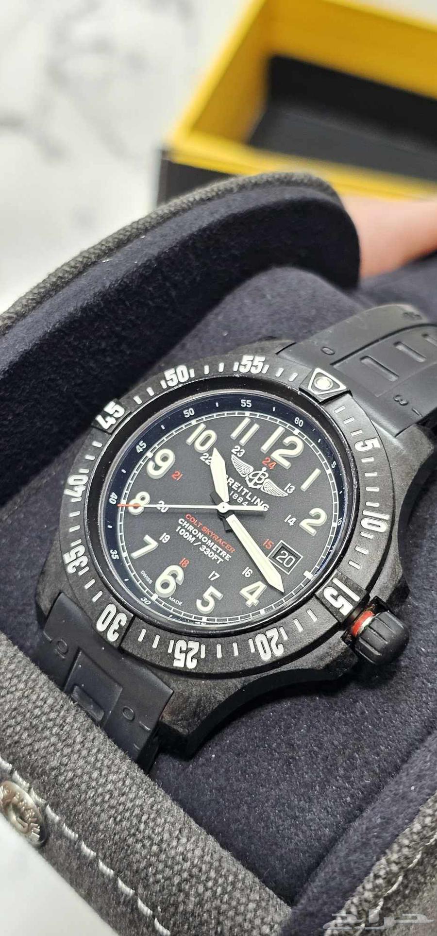 ساعه Breitling بريتلينغ اصليه كاربو فايبر خفيفه64433202148739110