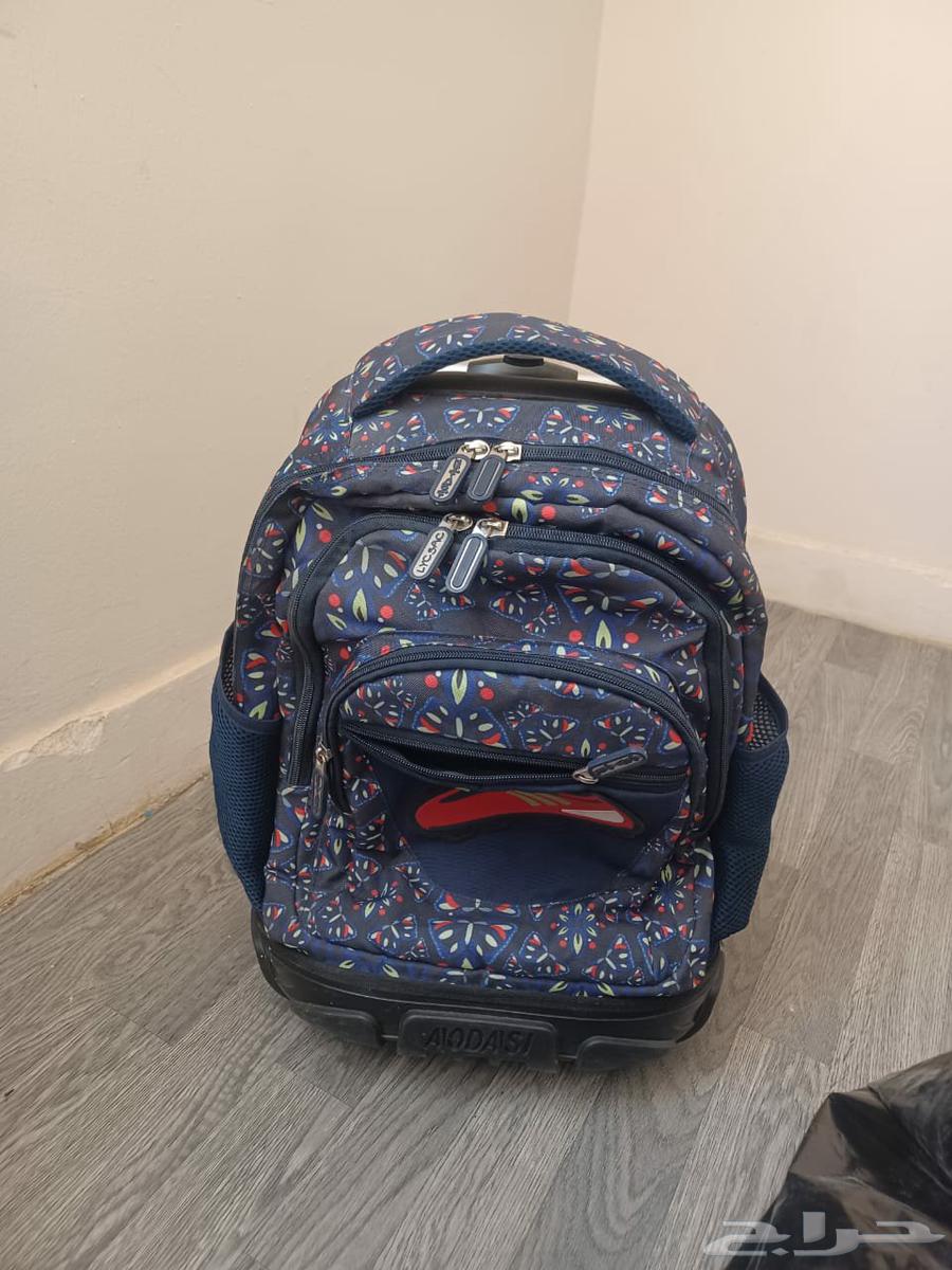 شنط مدارس للبيع64432156243971111