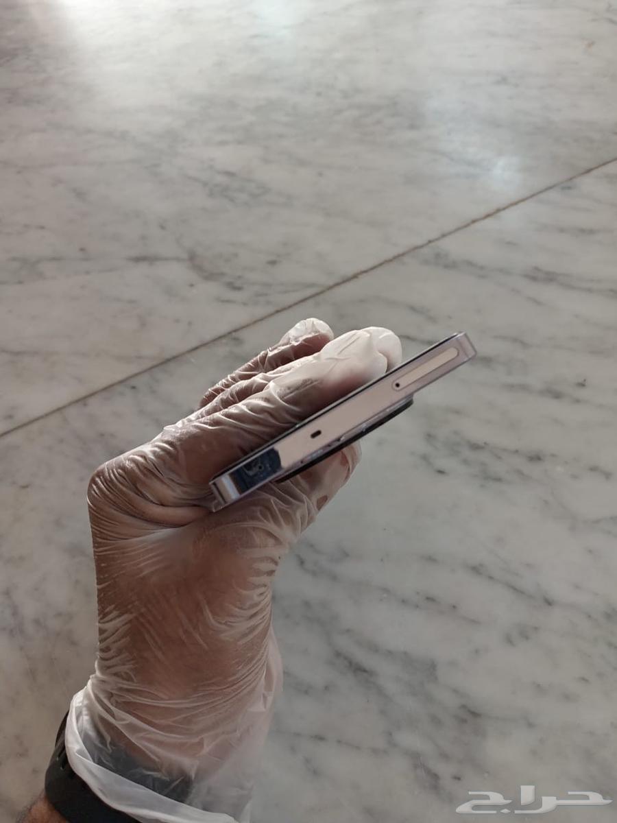 Realme 12 - 5G 256 storage, less than two months, no issues with the box64433148100995113