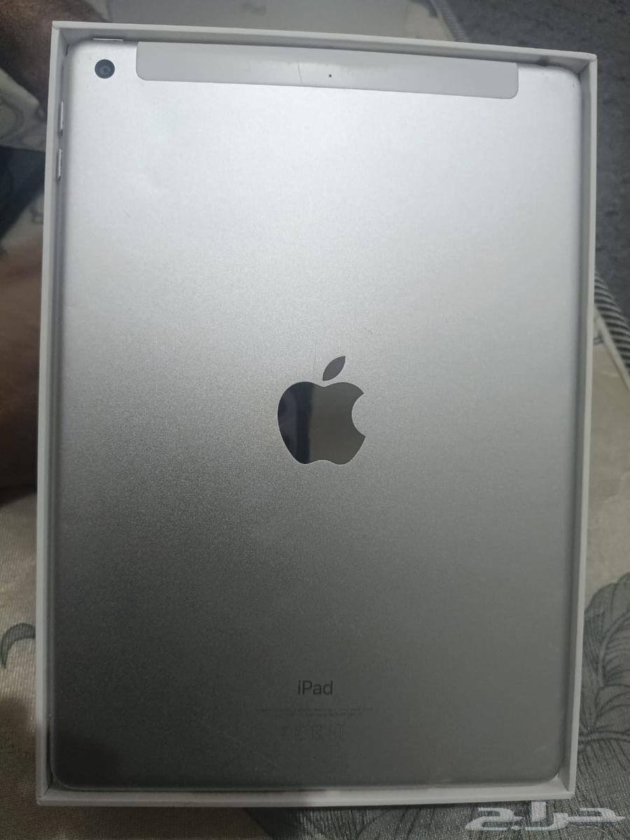 ايباد الجيل السادس ذاكرة 32 يوجد به مدخل شريحة sms64428915037827111