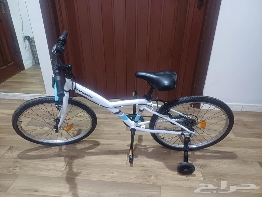 دراجة هوائية B TWIn مقاس 20  نظيفة جدا   كفرات جانبية64439064724225110