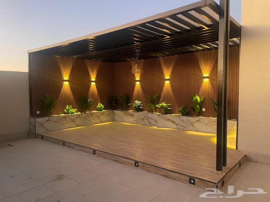 Landscaping, homes, and rooftops64207064673795111