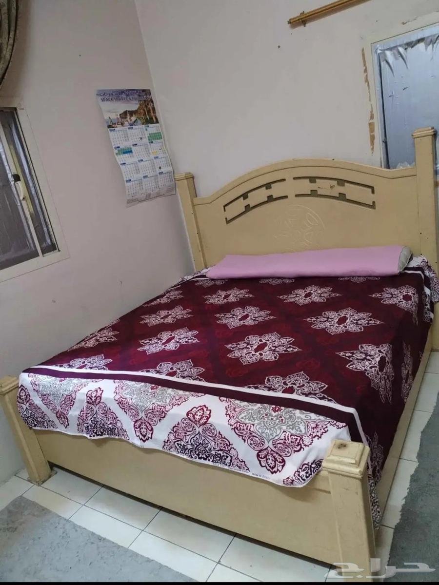 غرفه كامله للبيع 400 ريال وبوتجاز مع الغاز 50064437247926019110