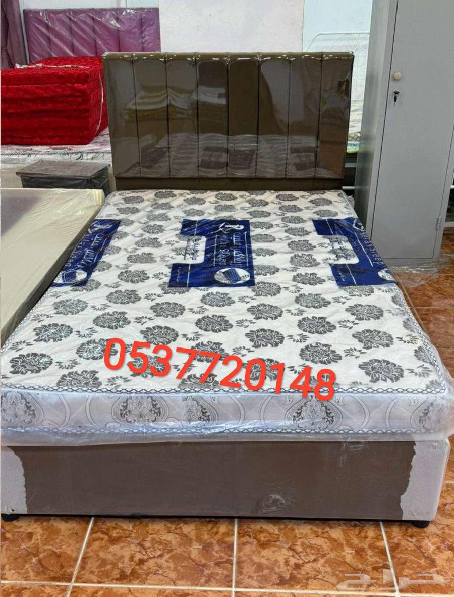 modern style medium size bedframe and high quality mattress64439960654083110