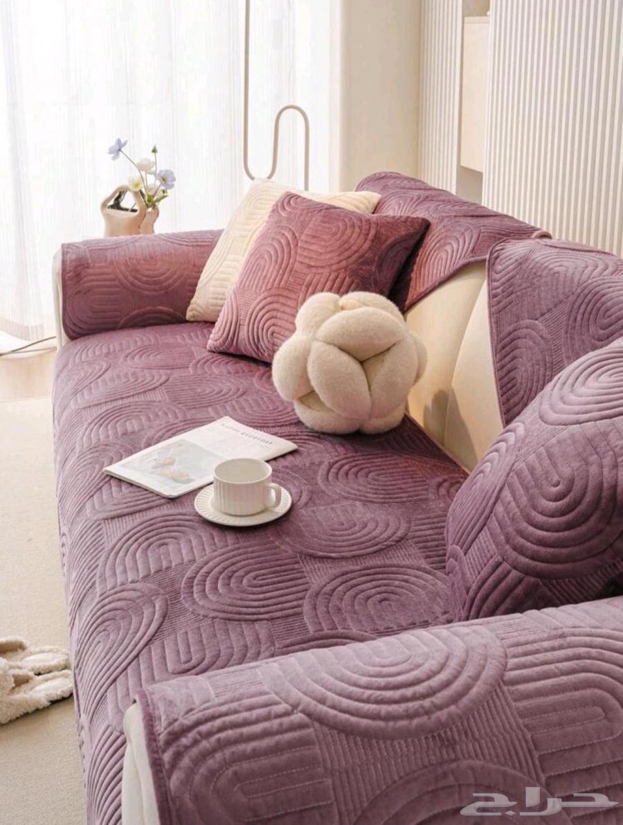 A piece of fabric for the sofa64441732079617111