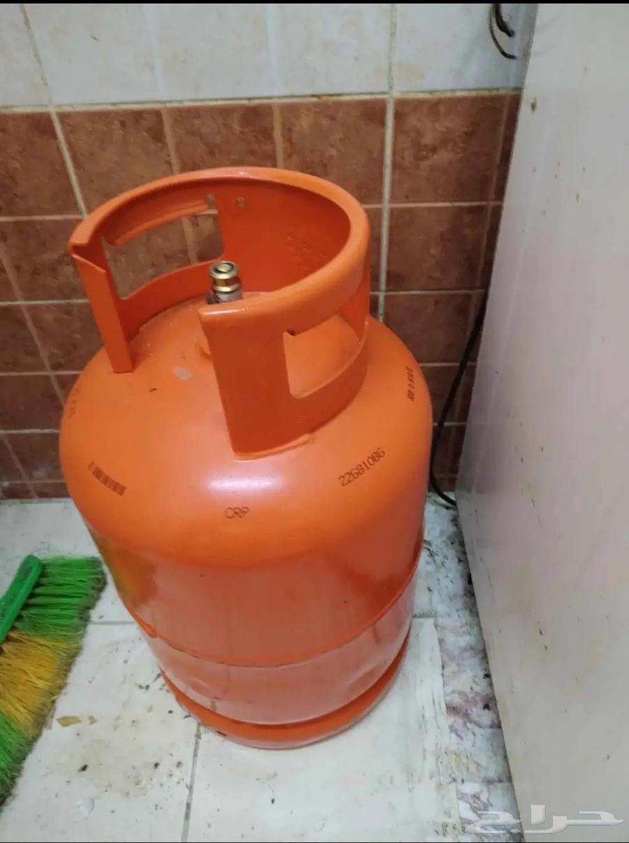 غرفه كامله للبيع 400 ريال وبوتجاز مع الغاز 50064437247926019111