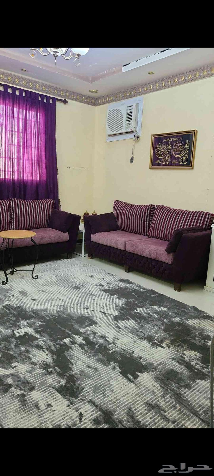 كنب بحالة ممتازة للبيع64434359707265111