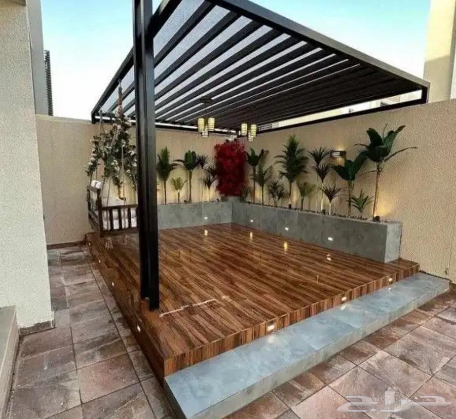 Landscaping, homes, and rooftops64207064673795112