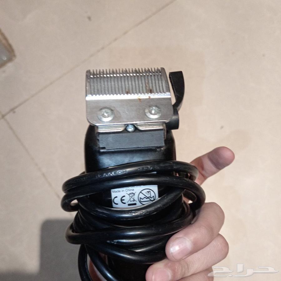 اله حلاقه قديمه تشتغل زين الماركه  nikai64436587989889110