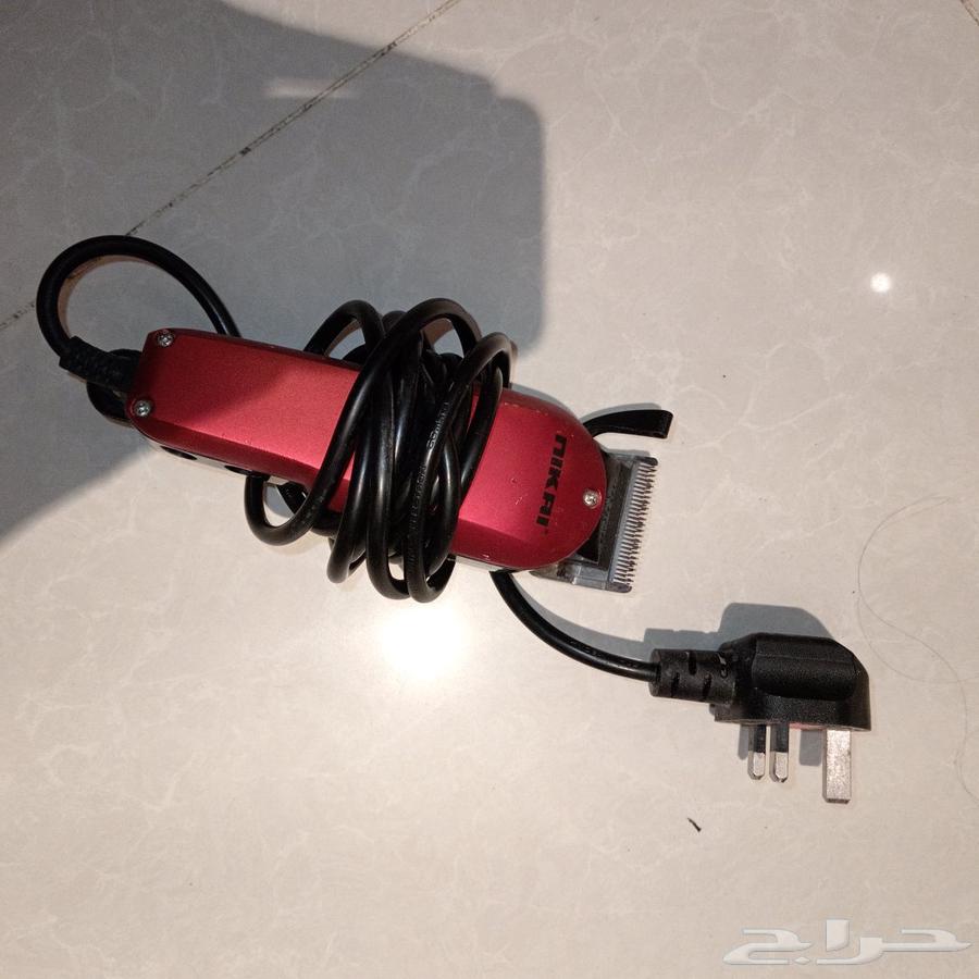 اله حلاقه قديمه تشتغل زين الماركه  nikai64436587989889113