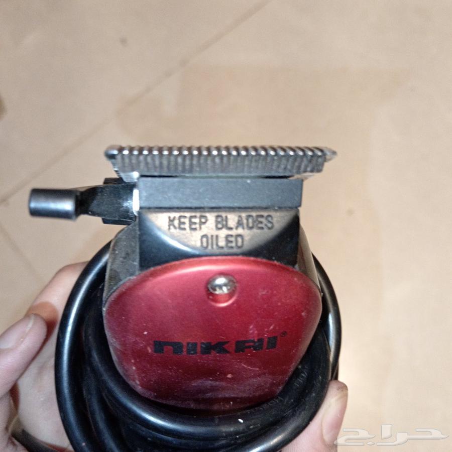 اله حلاقه قديمه تشتغل زين الماركه  nikai64436587989889111