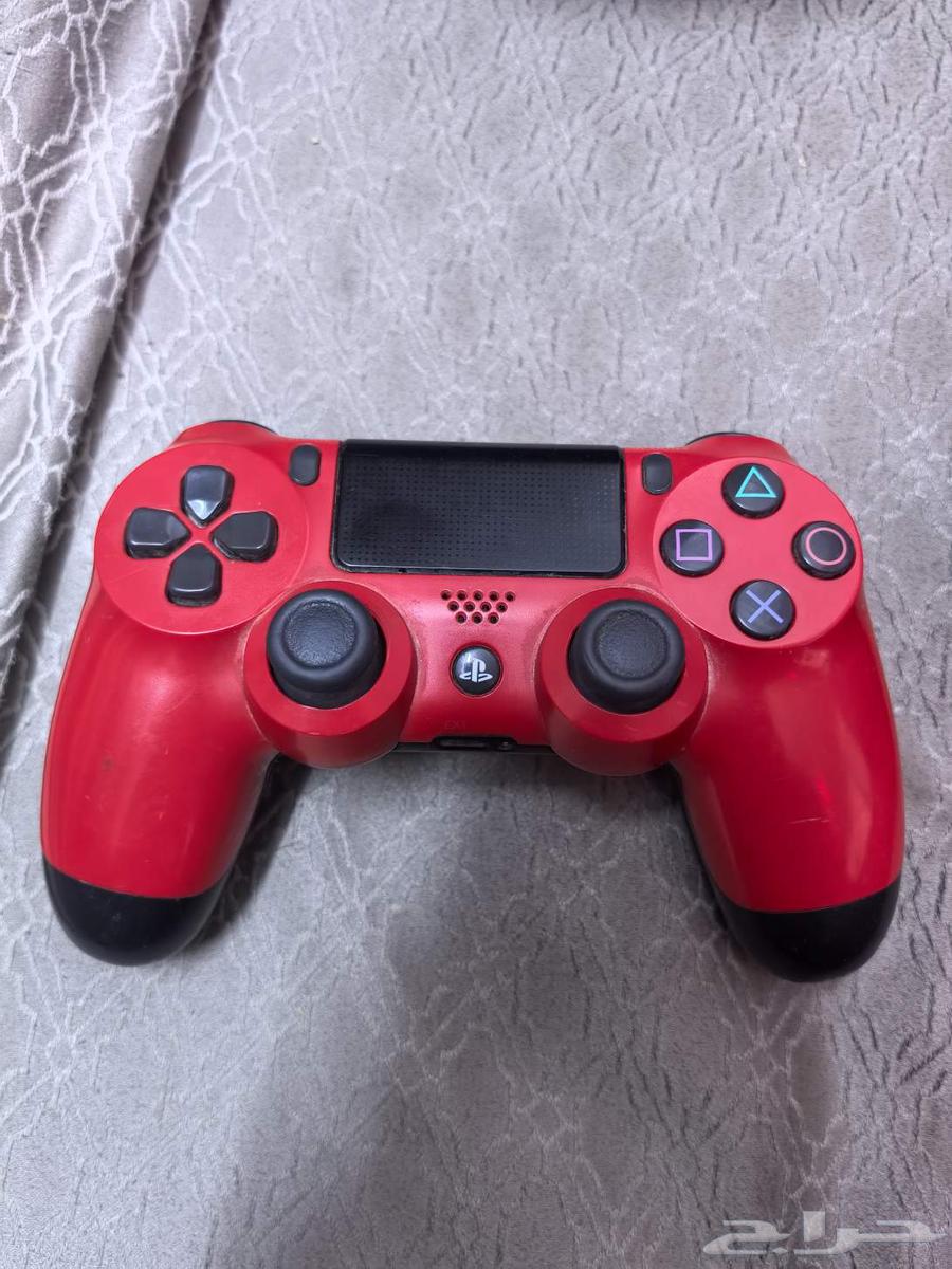 Sony controllers for sale, 3 original ones and one with slight drift64438699739139111