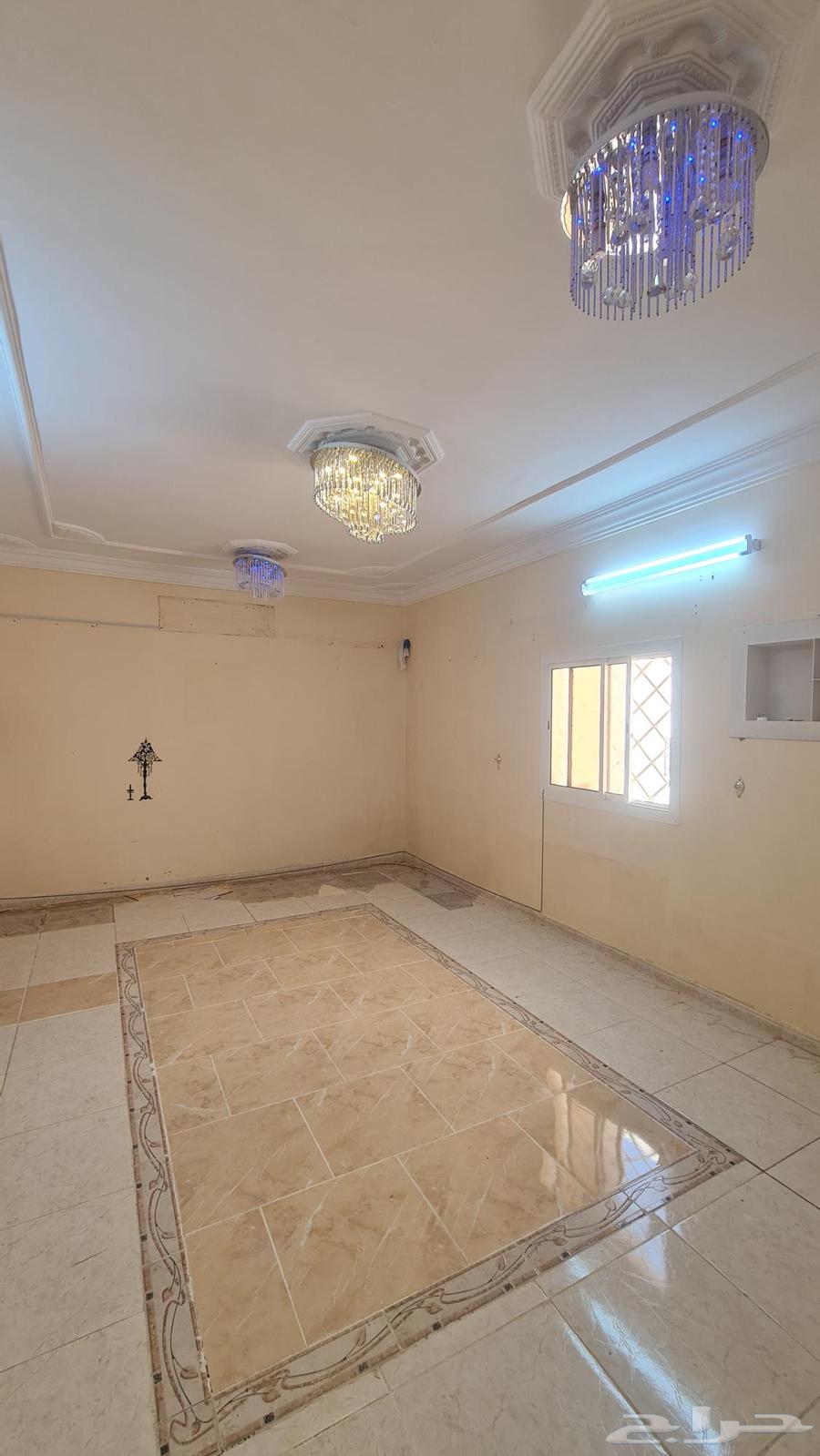 نجف للبيع طقم ثلاث حبات واثنين مفردة جميلة للبيع المستعجل64435625391363114