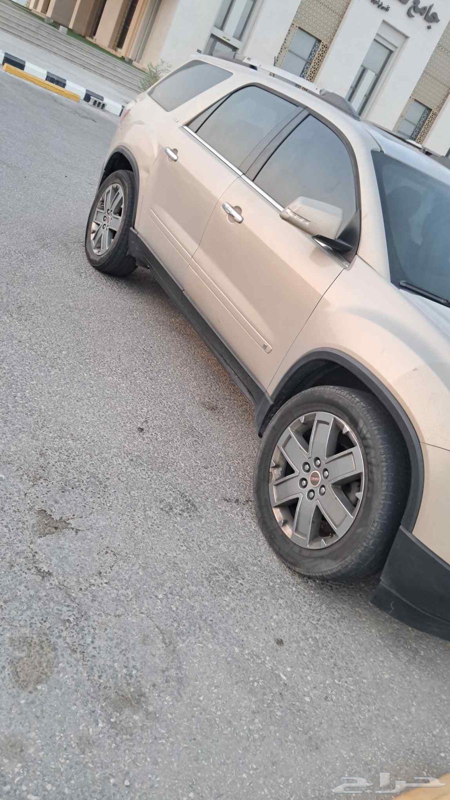 GMC Acadia 2010 SLT (Refurbished)64598400997377111